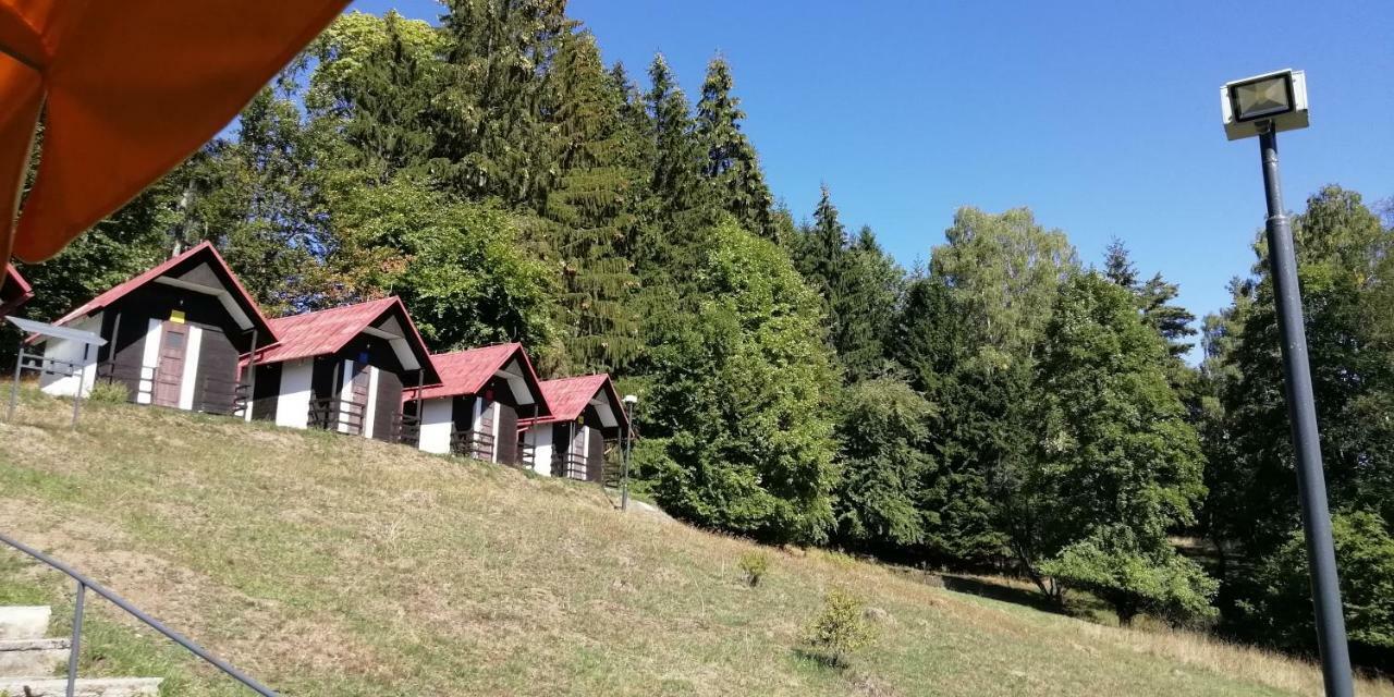 Olivin Kytlice Hiker Huts Hotel Exterior foto