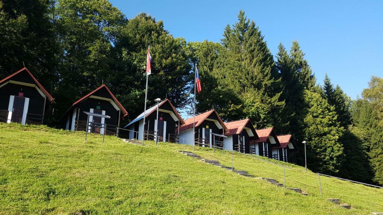 Olivin Kytlice Hiker Huts Hotel Exterior foto