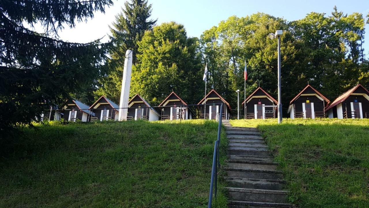 Olivin Kytlice Hiker Huts Hotel Exterior foto